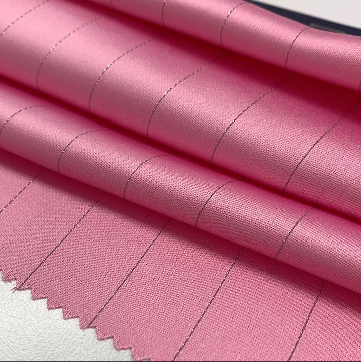 100年聚酯银纱缎条纹织物雷竞技app安卓下载