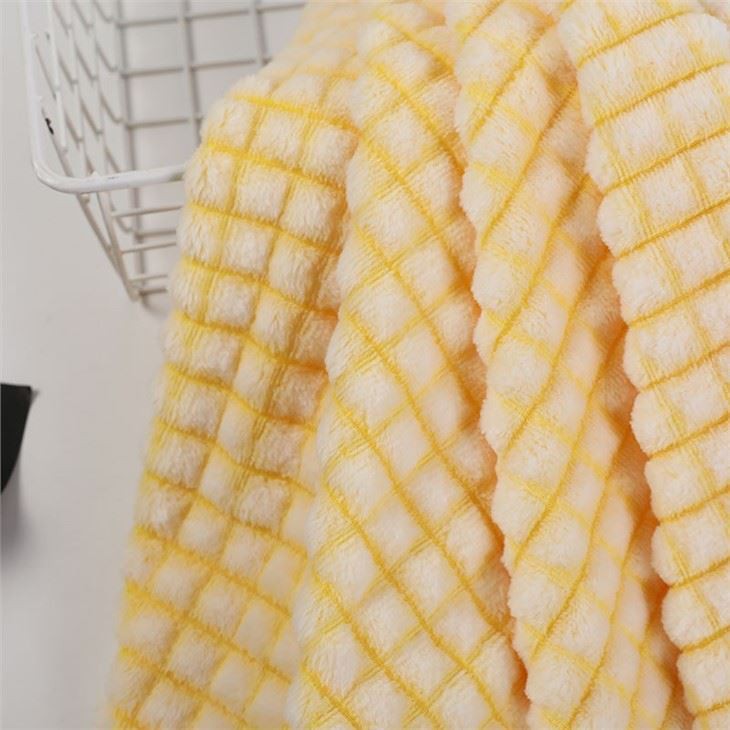 回印花法兰绒羊毛织物雷竞技app安卓下载